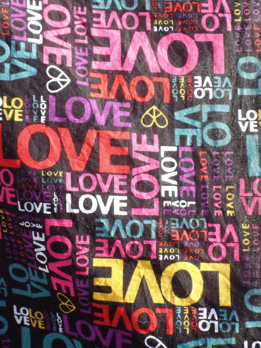 LOVE SCRAF